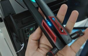 Lý do máy tính để bàn vẫn phải dùng ăng-ten Wi-Fi rời
