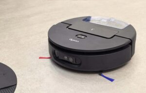 Robot hút bụi thường hỏng sau mấy năm?