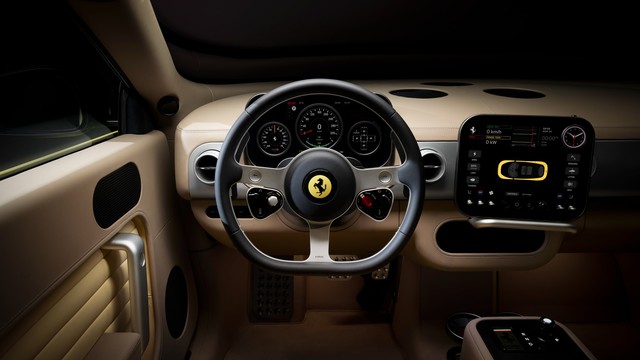 Ferrari bắt tay cựu huyền thoại Apple cho mẫu xe điện đầu tiên - Ảnh 2.