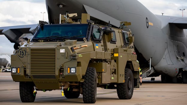 Úc bán đội xe bọc thép Bushmaster cho Hoà Lan, cam kết tự sản xuất thêm 268 chiếc nữa cho riêng mình